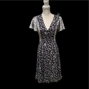 ModCloth dress, black and white dress, A-line, flutter sleeves dress,knee-length
